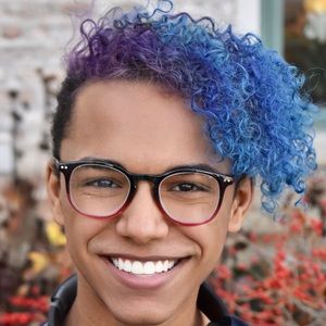 Meet your Posher, Riy